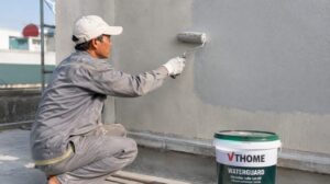 Thợ thi công sơn chống thấm tường ngoài VTHOME Waterguard